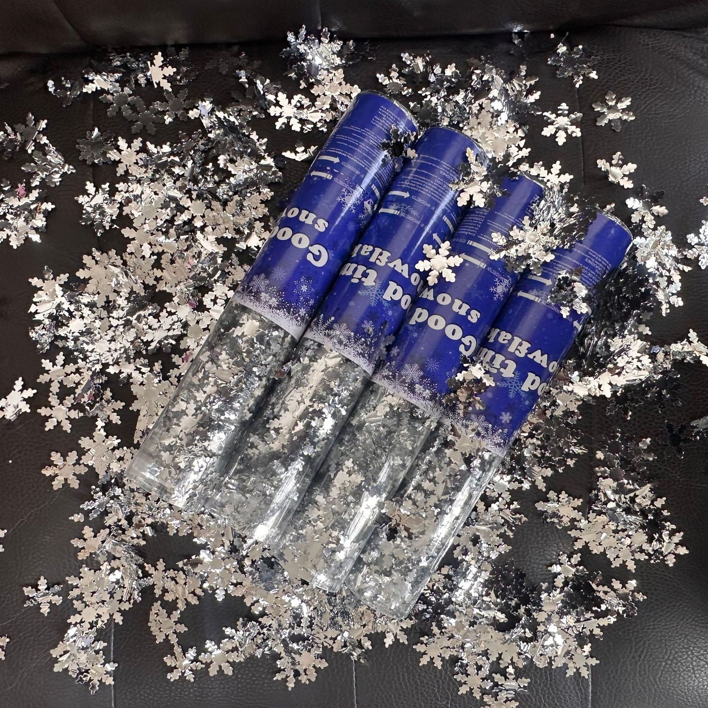 2 Pack of Snowflake Bottle Confetti Poppers Cannon